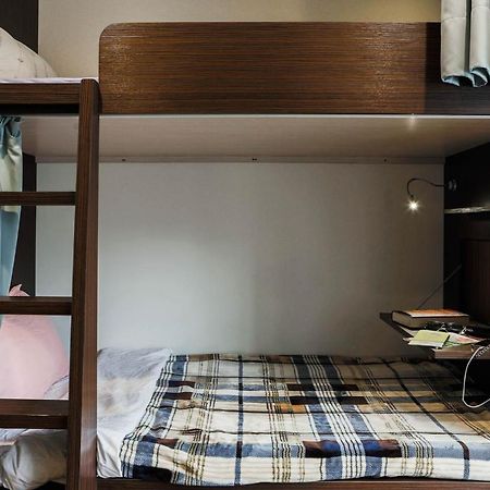 Sleepy Dragon Hostel Тайбей Екстер'єр фото