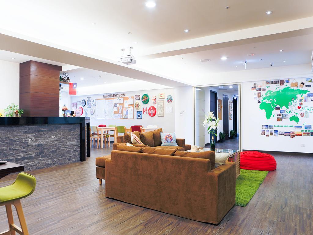Sleepy Dragon Hostel Тайбей Екстер'єр фото